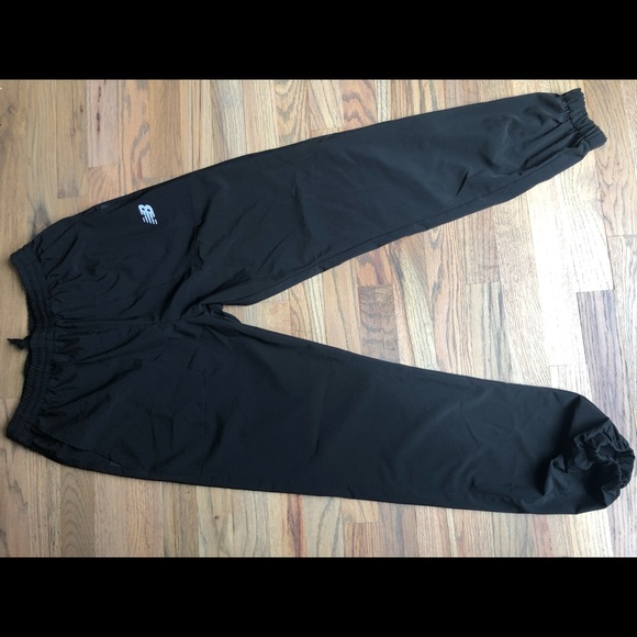 new balance running joggers